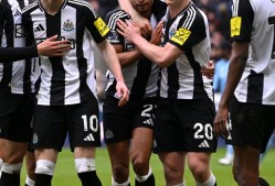 爱游戏官方网站 -集结日英超传出新动向，纽卡斯尔队长鼓劲，管理层表态：底气十足，医务组通报恢复的简单介绍