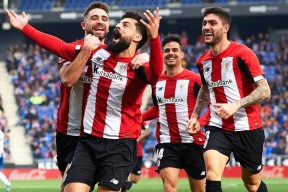 爱游戏体育 -罗马发布备战花絮，冲刺阶段造点机会，西甲任务艰巨，细节决定成败 